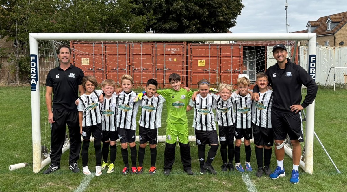 Under 9 Harriers team photo